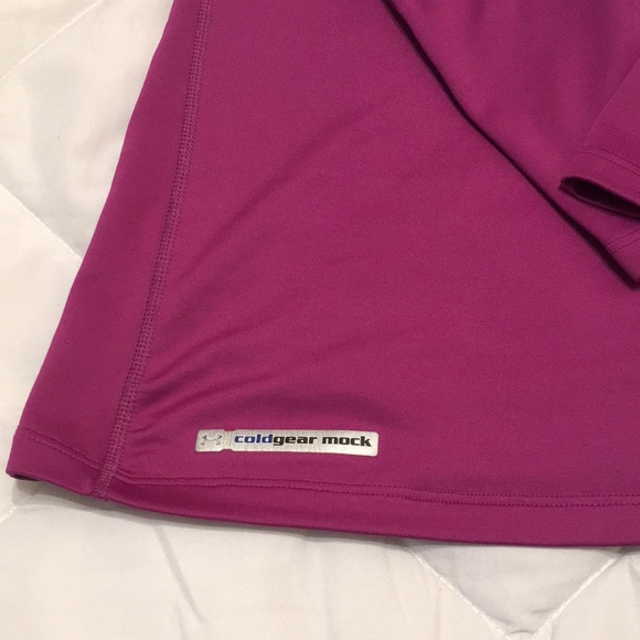 Under Armor Shirt (Bin E) - Picture 2 of 7